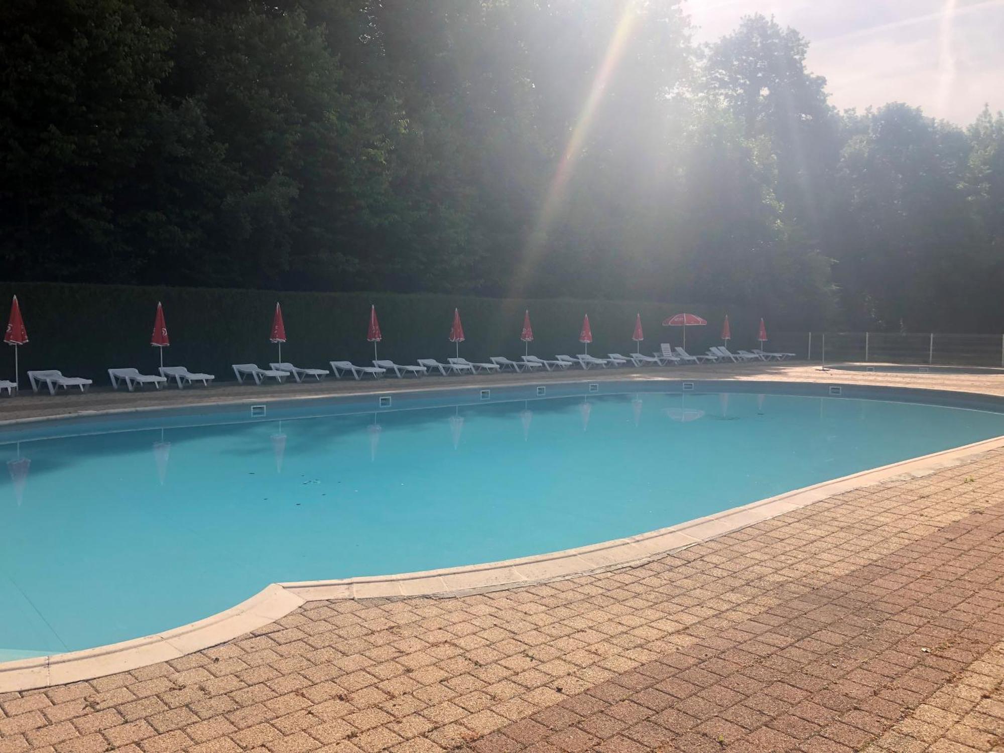 Camping Les Lupins Seppois-le-Bas Екстер'єр фото
