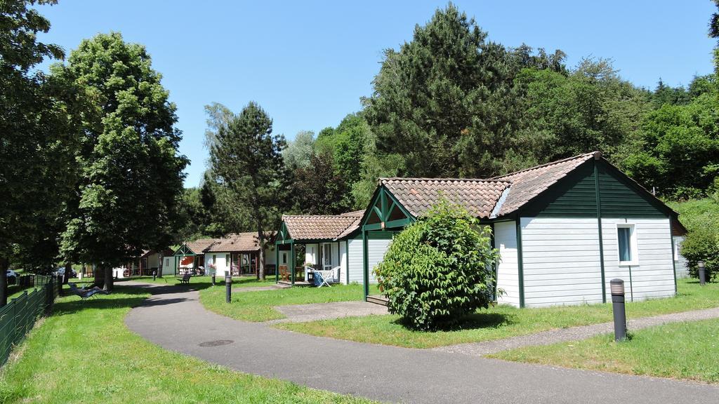 Camping Les Lupins Seppois-le-Bas Екстер'єр фото